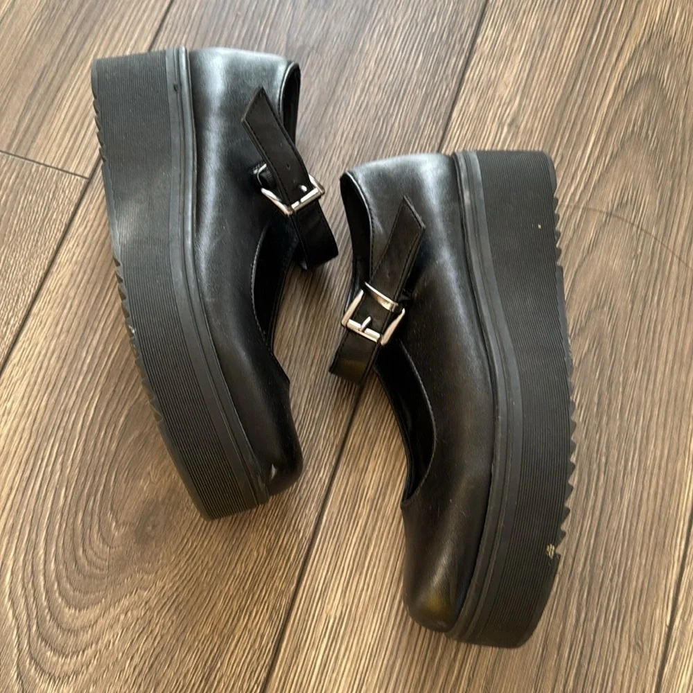 Sedai black leather Mary Jane platform / flatform size 38 or is 8